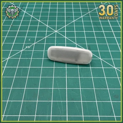 96-02 MERCEDES-BENZ W210 E430 INTERIOR OVERHEAD D PILLAR LIGHT LAMP OEM - Image 1 of 4