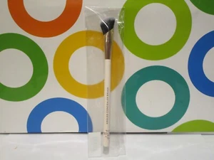MALLY XO ~ ANGLED CONCEALER BRUSH - Picture 1 of 1