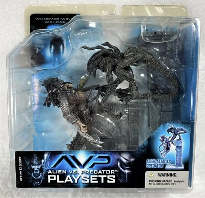McFarlane Toys ALIEN ATTACKS vs PREDATOR Juego Figura de Acción Set AVP 2005 ¡NUEVO! Foto 1 de 4
