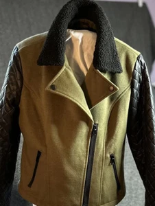 Jeans By Buffalo Olive And Black Jacket - Picture 1 of 11