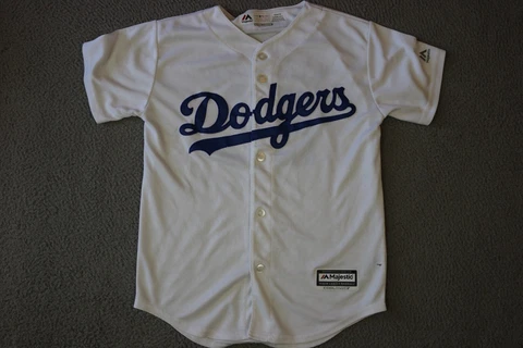 Los Angeles Dodgers MLB Unisex Youth Jersey Kershaw White Blue Logo Medium 10/12 Cover