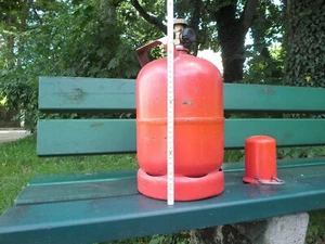 Propangasflasche 3 Kg leer incl. Schutzkappe, Versand s. Beschreibung - Bild 1 von 2