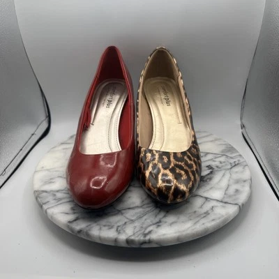 2 pares de zapatos de tacón Comfort Plus By Predictions con estampado animal y rojo talla 10 Foto 1 de 4