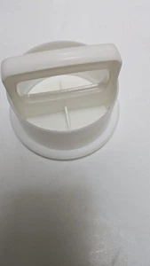 Vintage Tupperware Two-Piece 4" Hamburger Press #884-2 - Picture 1 of 6