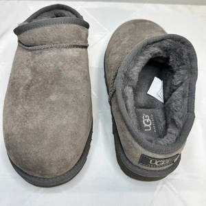 UGG WOMEN’S CLASSIC GREY SLIPPER SUEDE / SHEEPSKIN SLIPPERS SIZE US 9 - Picture 1 of 7