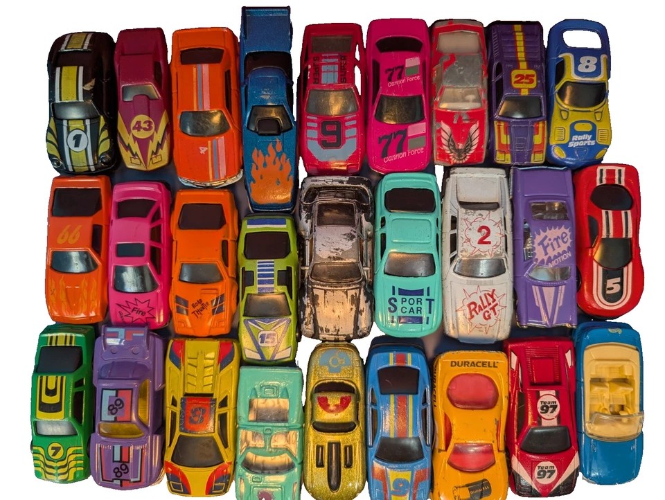 Lote de 27 Coches Diecast Yatming Vintage Años 80 Años 90 Retro Verano, Yatming, China Foto 1 de 4