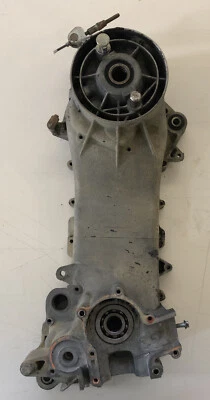CARTER MOTORE PIAGGIO ORIZZONTALE lato sinistro SX CODICE 4336695 ricambi usati - Imagen 1 de 4
