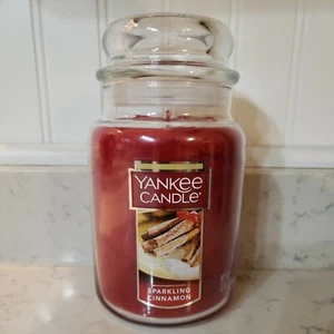 NEU Sparkling Cinnamon Yankee Candle Original Large Jar Candle 22 oz  - Bild 1 von 2