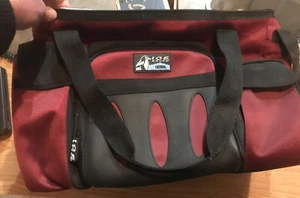 Burgundy Ice Bound Thermos Cooler Soft Sided  18x10x9 Pockets - Picture 1 of 7