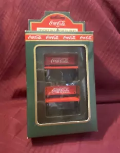 Coca-Cola Vintage Collectables...TOWN SQUARE Set of 2 PARK BENCHES...orig box - Picture 1 of 5