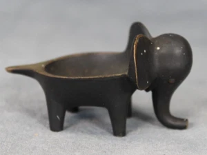 Anillo elefante Walter Bosse vintage años 60 baratija plato pipa resto cuenco de bronce - Imagen 1 de 5