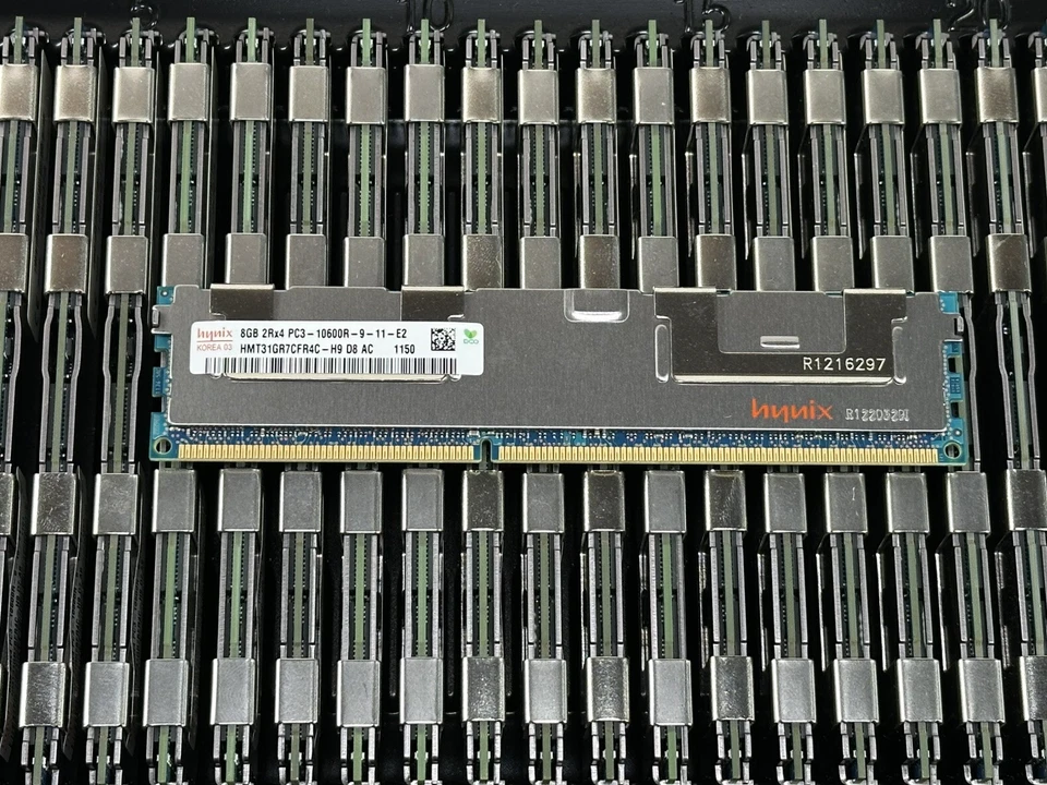 32GB Lot of 4x 8GB 2Rx4 PC3-10600R 1333MHz RDIMM RAM ECC Memory Server Hynix - Image 1 of 4