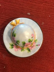 Limoges France Marque Deposee Porcelain Ladies Hat Peint Main Trinket Box - Picture 1 of 3