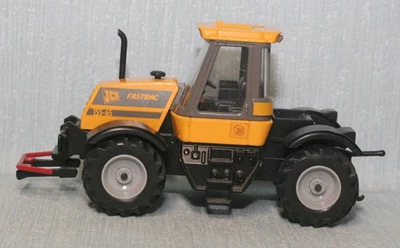 JOAL 1:35 JCB FASTRAC 155-65 TRACTOR  BOXED - Image 1 of 4