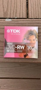 NEUF TDK Mini DVD-RW Disques 1,4 Go 30 min Caméscope Média Enregistreable - Photo 1 sur 5