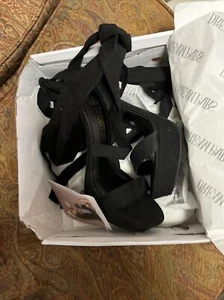 Dream Pairs Heels Size 7.5 New In Box - Picture 1 of 6