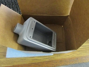 Appleton: FSC-1-50. ½ '''' Mall Iron FS-FD CS DEV Box. Unused Old Stock  - Picture 1 of 3