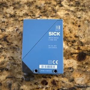 Sick WT24-2B210 1016931 WT242B210 Lichtschranke Schalter 10-30VDC - +-100MA - Bild 1 von 5