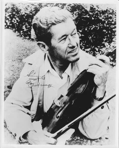 ROY ACUFF HAND SIGNED AUTOGRAPHED 8X10 B&W PHOTO "A GREAT SINGER" - Picture 1 of 1