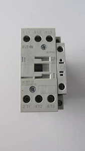 Eaton DIL M17-10 Motor Starter XTCE018C10 New old stock w/o box - Picture 1 of 7