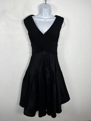 Vestido Adriana Papell Talla 6 Negro Sin Mangas Noche Cóctel Dobladillo Largo Plisado Foto 1 de 4