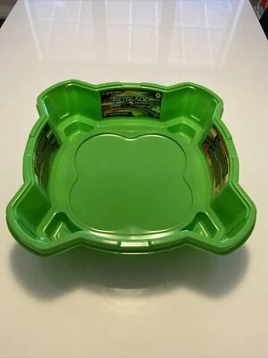Hasbro BeyBlade Burst QuadDrive BeyStadium Green for Tops Battle Game - Imagem 1 de 4
