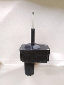 MOTOR LIMPIAPARABRISAS FAROS RENAULT 18 GENUINO 7700750019 - Imagen 1 de 3