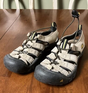 Keen Newport H2 Hiking Sport Leather Waterproof Sandals Women's Size 6.5 - Picture 1 of 7
