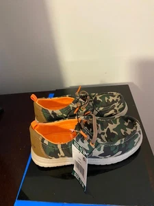 BRAND NEW BOYS SIZE 12 M EDDIE BAUER LIAM CAMO SLIP ON CASUAL SHOES - Picture 1 of 5