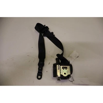 FRONT SEAT BELT RIGHT VOLVO V40 (16-19) 2.0 TD (88KW) BER. 5P/D/1969CC 2016 - Image 1 of 4