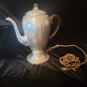 Vintage Mirro-Matic Coffee Maker Pot with Lid and Original Cord - Picture 1 of 19