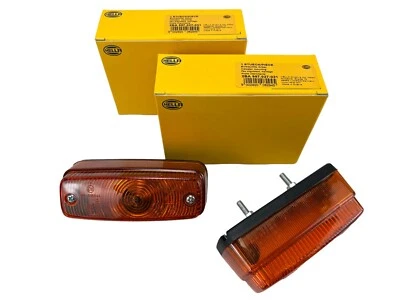 2x Blinker Blinkleuchte Oldtimer Traktor Schlepper Anhänger Baumaschine HELLA - Bild 1 von 4