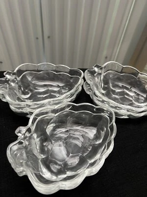Studio Nova 6 Small Grape Cluster Clear Glass Candy Ice Cream Fruit Dish - Image 1 of 4