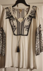 Women's, Fig and Flower, 3/4 Sleeve, Shirt, Size Medium NWT - Picture 1 of 8