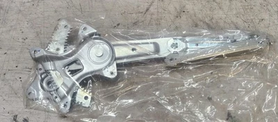 Brand-New Window Regulator Fits 2014-2019 Toyota Corolla Part# 740-090 — 第 1/4 张图片