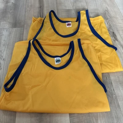 批量 2 件 男式 复古 Mason 金色/皇家运动坦克 尺寸 34-36 100% Poly 美国 — 第 1/4 张图片