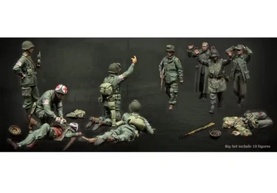 1/35 WW2 US Infantry with Wounded & German Prisoners Resin Model Kit X10 Figures - Image 1 of 4