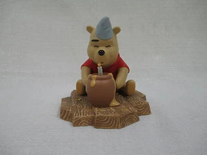 Walt Disney Winnie the Pooh and Friends Hip, Hip Poohray for Birthdays Retired - Picture 1 of 7