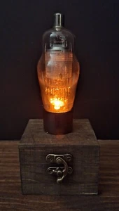 Old Vintage Radio Lighted Vacuum Tube - Novelty Night Light / LED Amp Desk Lamp - Picture 1 of 4