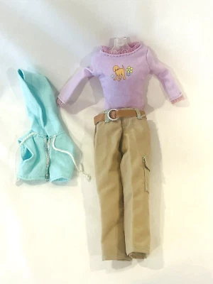 Barbie Muñeca Forever Tanner el Perro Conjunto 2006 Top Camisa Pantalones y Chaleco Ropa Solo Foto 1 de 4