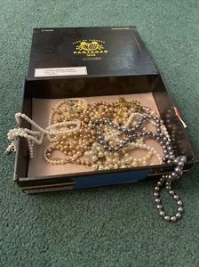 Lot Of 16 Vintage Costume Jewelry Bracelets, Earrings & Necklaces - Picture 1 of 9