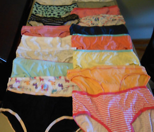 LOT 650 EIGHTEEN PAIR GIRLS UNDERWEAR SIZE 14 NEW WITHOUT TAGS ALL BRANDS
