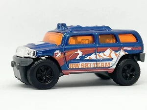Hot Wheels Rockster Custom Treasure Hunt HW Sports Ski Team 1/64 Custom Wheels - Picture 1 of 10