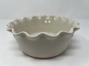 Clay Pen Pottery Round Casserole 9” Bowl Ivory Cream Handmade Ruffled Rim USA - Picture 1 of 5