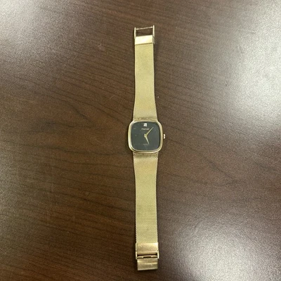 Винтажные мужские японские кварцевые часы Phasar черный циферблат золотистый сетчатый ремешок 30 мм ретро - Изображение 1 из 4