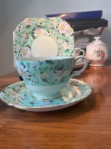Rare Vintage Shelley Henley Shape trio cup saucer plate green daisy VGC - Picture 1 of 6