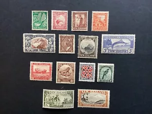 NEW ZEALAND 1935 Pictorials Set to 3s lhm (A333) - Picture 1 of 2