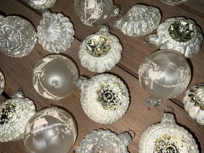 30 x  Christbaumschmuck Kugeln Relex weiß nostalgisch Glas Lauscha Eislack - Bild 1 von 4