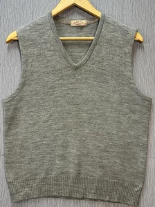 Vintage 50s 60s Jantzen Kharafleece Gray  V-Neck Sleeveless Sweater USA Men's - Picture 1 of 4