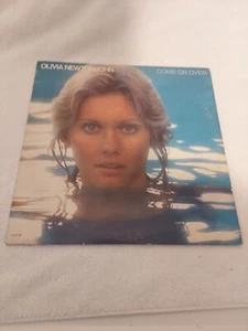 Olivia Newton-John "Come On Over Vinyl LP With Jacket MCA  records 1976 VG+  - Foto 1 di 8